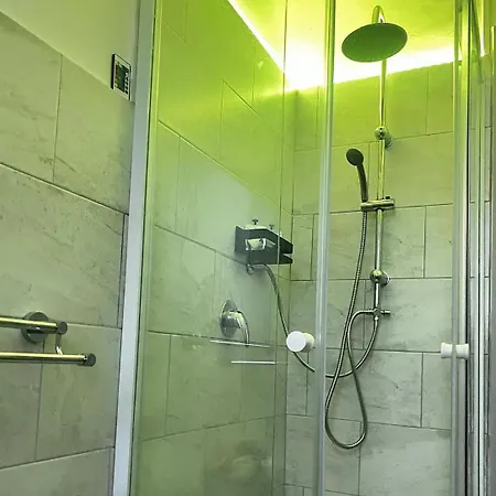 Shiva House Pensionat Neapel